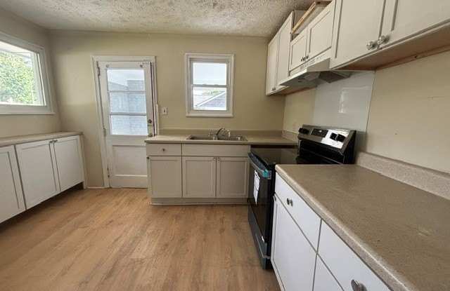 469 McPhee Drive Gallery 2