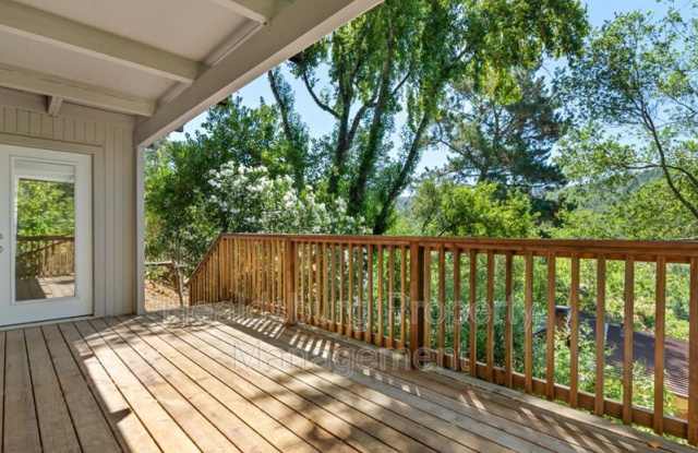 2054 Madrone Avenue photos photos