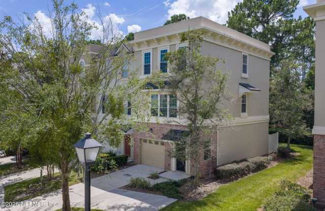 4528R CAPITAL DOME Drive photos photos 4528R CAPITAL DOME Drive photos photos
