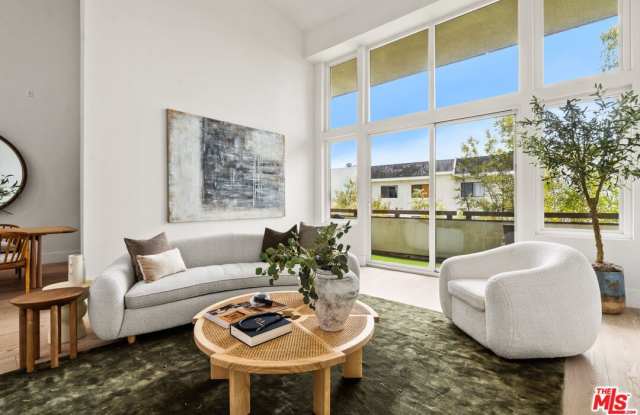 1277 S Beverly Glen Blvd photos photos