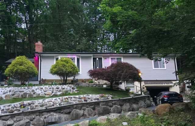 29 Ramapo Hills Boulevard photos photos