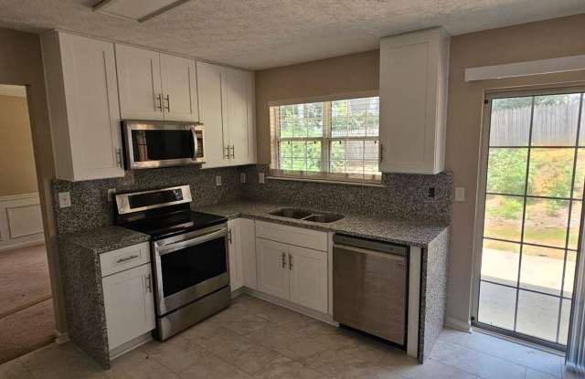 Beautiful house in Legacy Park with brand new kitchen and bathrooms photos photos