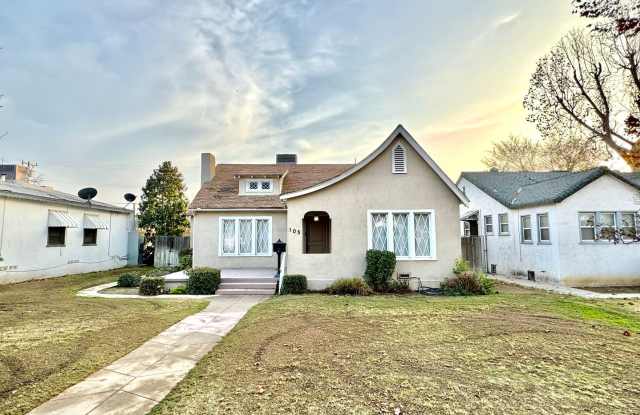 Charming two bedroom! photos photos