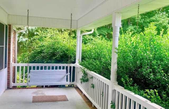 8801 Mandale Road Gallery 3