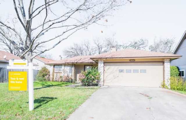 9814 Meadowheath Dr - 9814 Meadowheath Drive, Austin, TX 78729