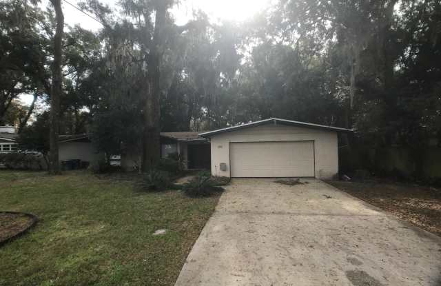 1974 River Bluff Rd N - 1974 River Bluff Road North, Jacksonville, FL 32211