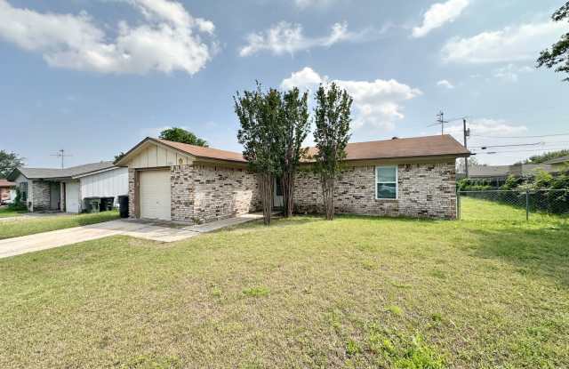 Viewable May 11th! photos photos