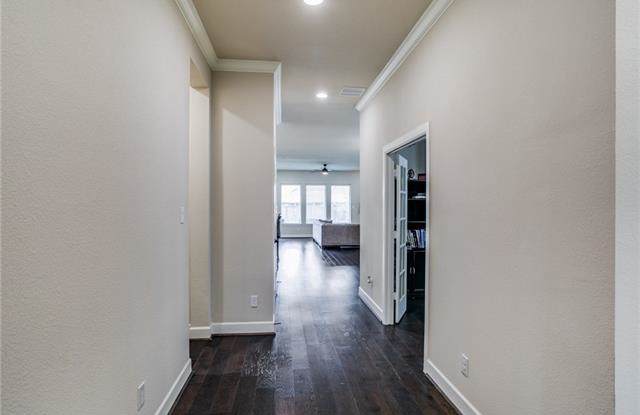 1429 Red Rose Trail Gallery 2