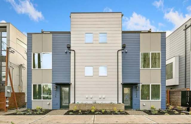 Brand-New Modern Townhome with Rooftop Deck, Bonus Rec Room & Designer Finishes photos photos