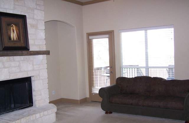 21719 SEMINOLE OAKS Gallery 3