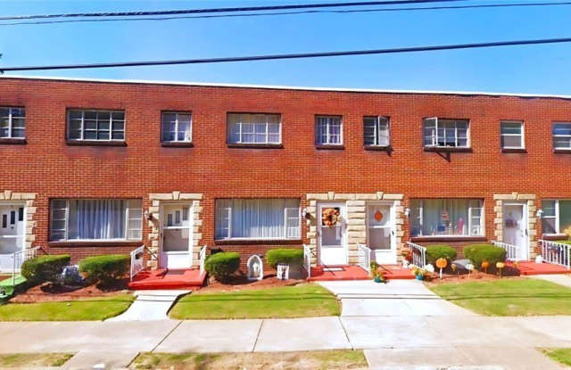 2201 Pleasant Avenue photos photos