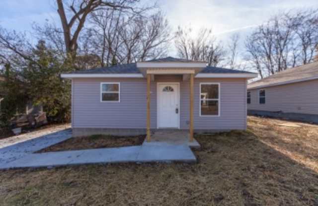 814 Lewis Avenue photos photos