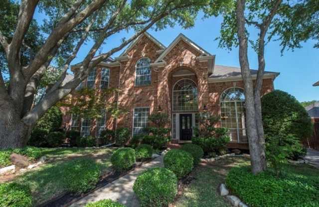 2711 Indian Oak Dr - 2711 Indian Oak Drive, Grapevine, TX 76051