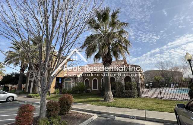 Bridgefield Condos - Wonderful Antelope 2bd/2ba with Garage Gallery 3