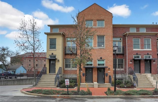 547 N Park Avenue - 547 North Park Avenue, Indianapolis, IN 46202