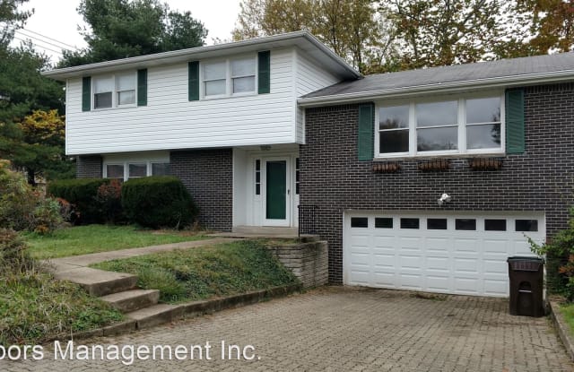 3525 BURNETT DRIVE - 3525 Burnett Drive, Murrysville, PA 15668