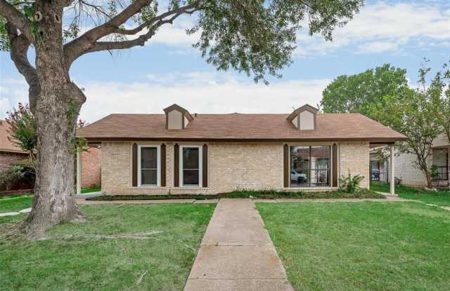 611 Stonehenge Drive Gallery 2