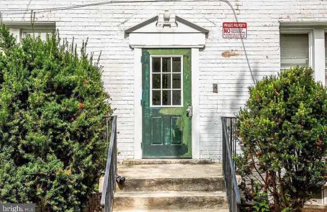 4208 FOOTE Street NE Gallery 1