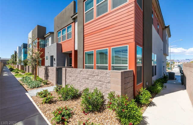 9844 Kings Glen Street photos photos