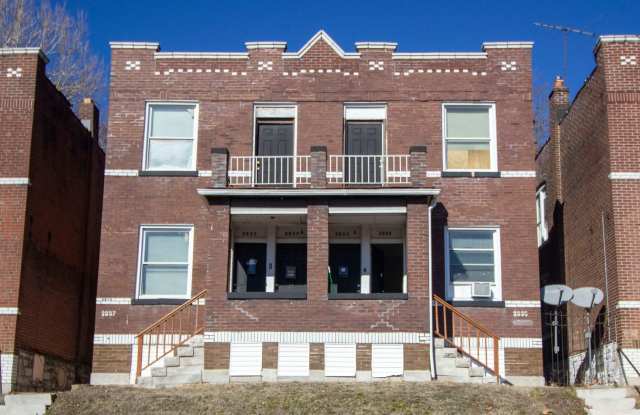 2835-37 Miami St photos photos