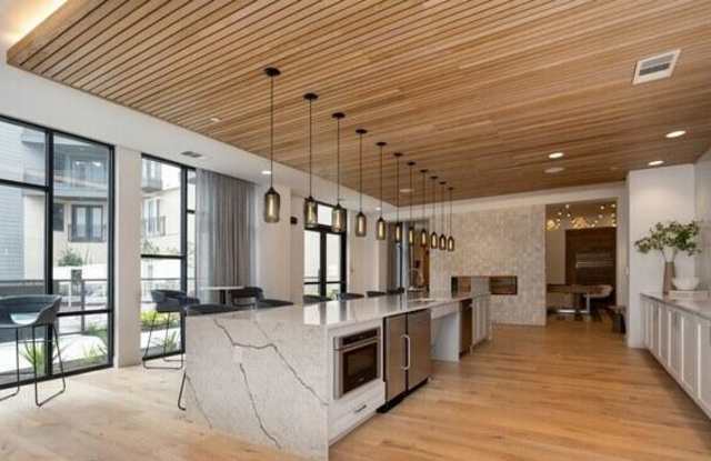 6571 E Riverside Dr Gallery 3