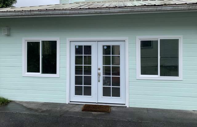 879 Waianuenue Avenue - 879 Waianuenue Avenue, Hilo, HI 96720