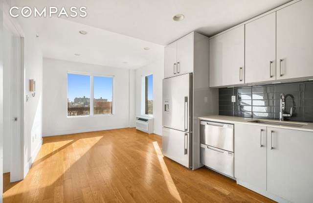 139 Skillman Avenue - 139 Skillman Avenue, Brooklyn, NY 11211