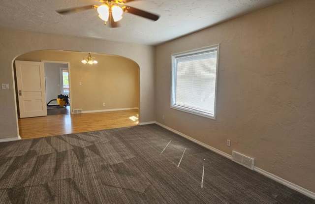 4 BED | 2 BATH | HOME | NORTH RAPID Gallery 3
