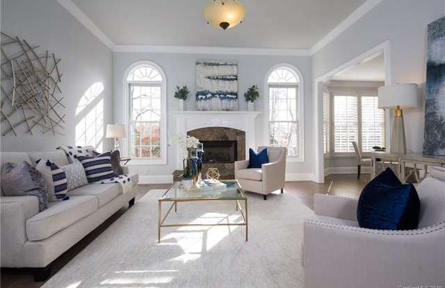 3322 Old Closeburn Court Gallery 3