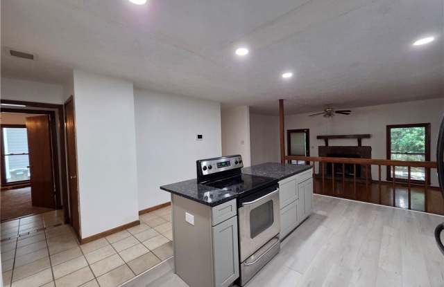 5611 Nix Road Gallery 4