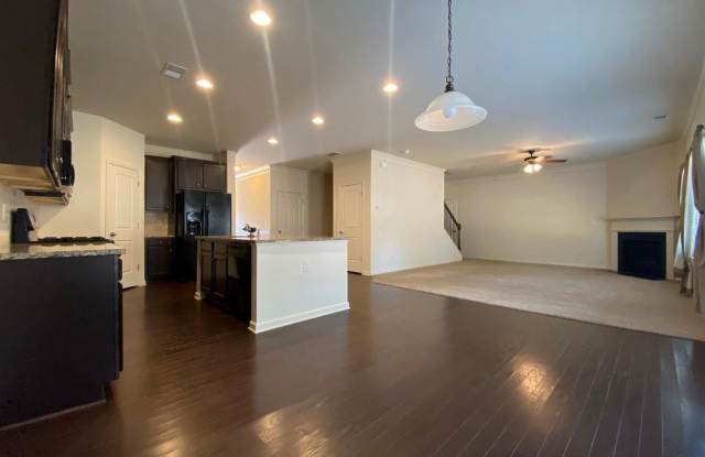 4270 Haywater Cove Gallery 3