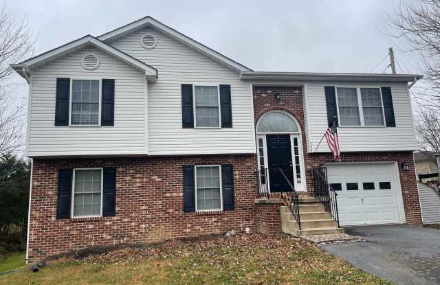 104 MEADOWBROOK - 104 Meadowbrook Drive, Frederick County, VA 22655