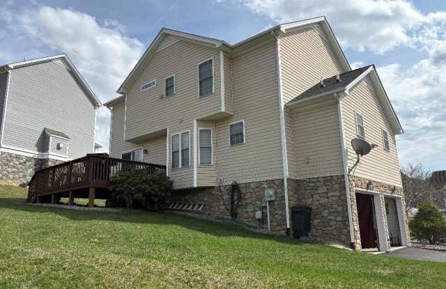 110 Amethyst Drive Northwest Gallery 4