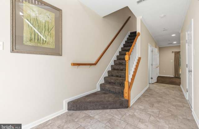 612 TROUT RUN Court Gallery 2