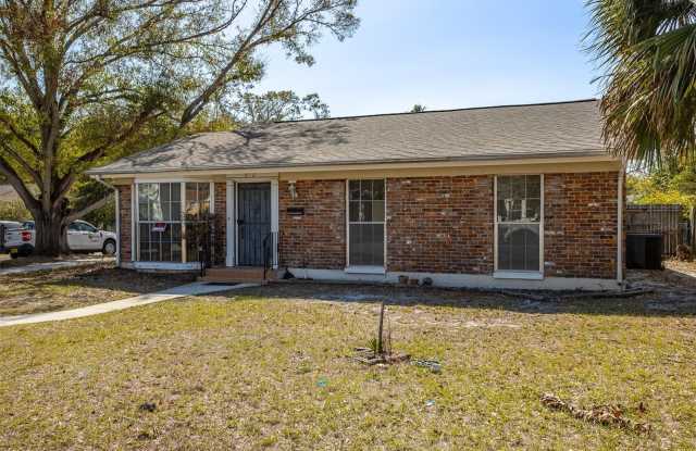 812 W WARREN AVENUE photos photos