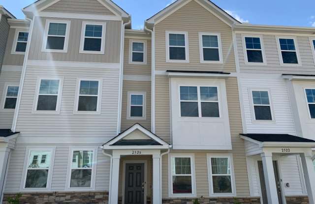 Rooms in 3 Bedroom Townhome at Chert Ln photos photos