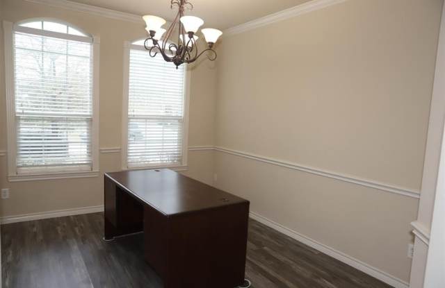 1126 Twilight Drive Gallery 3