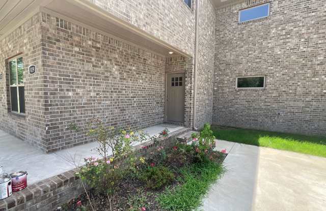 Newer Duplex Gallery 3