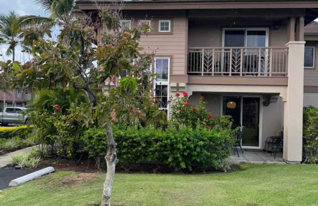 Luxurious Fully Furnished Long-Term Townhome Rental Gallery 1