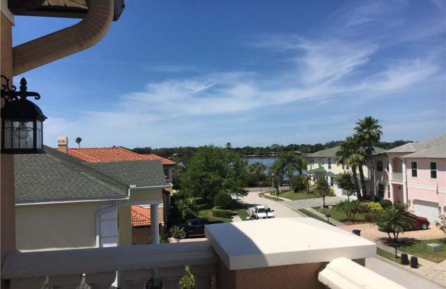 322 MANATEE LANE Gallery 2