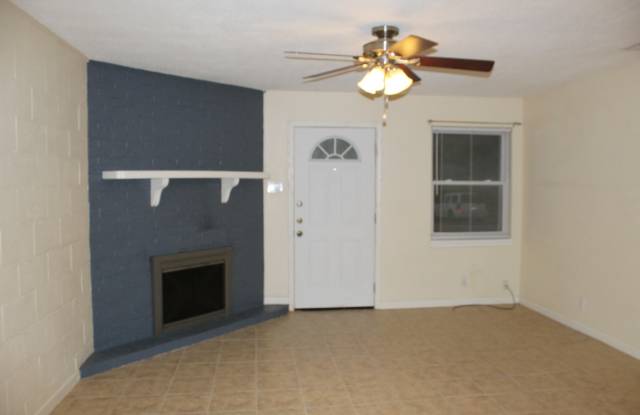 3 BEDROOM DUPLEX, BISD Gallery 3
