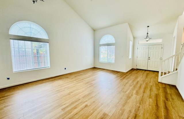 Beautifully Remodeled 5-Bedroom 4 Bath Home in Santa Nella! Gallery 4