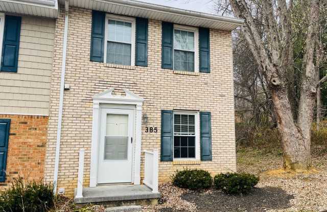 2 Bedroom, 1.5 Bath Townhouse photos photos