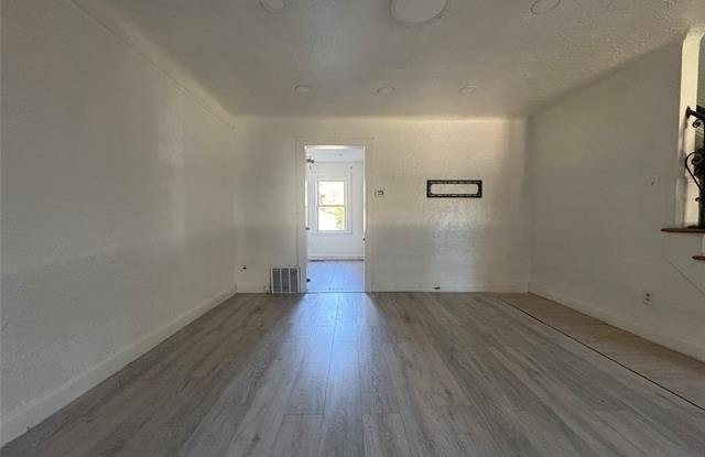 5925 Miller Road Gallery 4