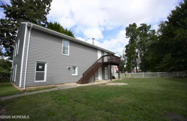 113 E Garwood Avenue Gallery 1