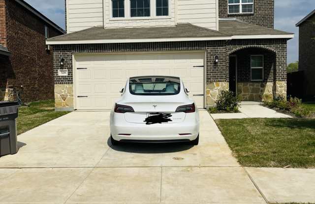 326 Lake Erie Drive photos photos