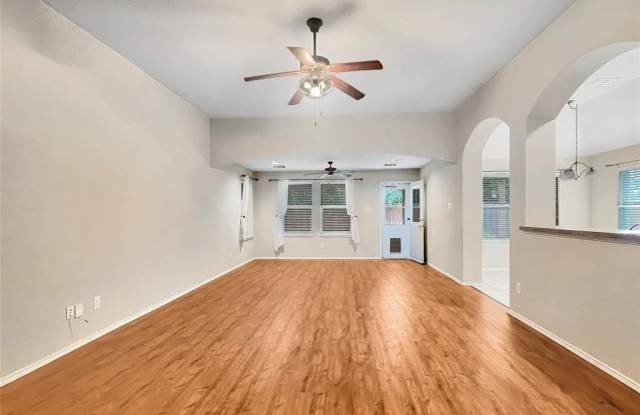 15621 Gatehouse Gallery 4
