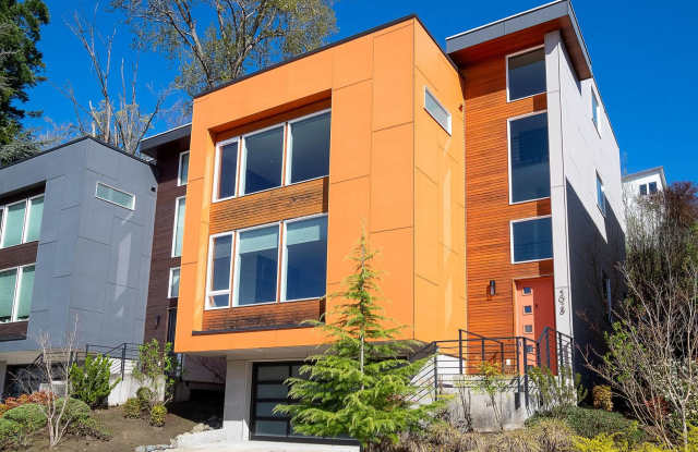 Welcome home to West Seattle comfort! photos photos