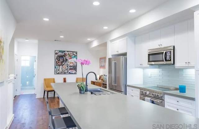 1108 Sea Glass Way Gallery 1