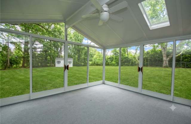 28 Candlewood Drive Gallery 4